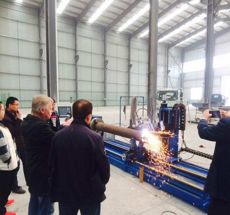 相貫線切割機(jī) 相貫線切割機(jī)