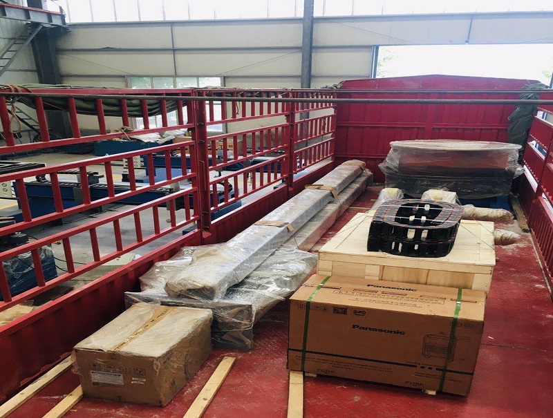 山西客戶操作機(jī)走一波(圖1)